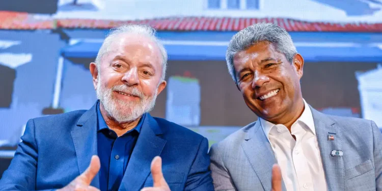 Lula assina acordo para criação de parque aeroespacial na Bahia