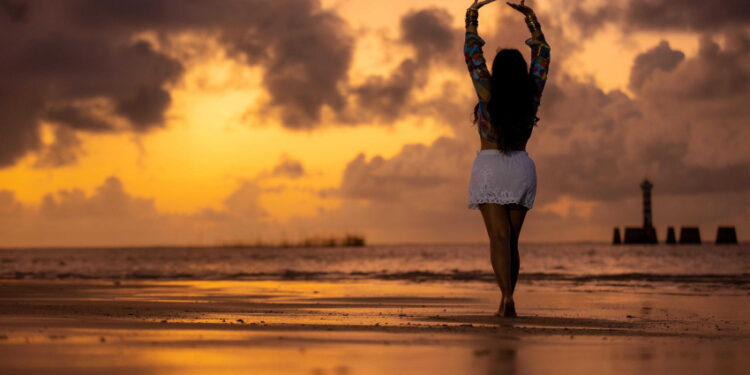 Com Maceió na história, Mariah Morais lança livro “Depois do Depois” nesta quinta (18)