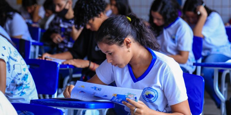 Matrículas 2024: alunos da rede estadual de ensino devem ficar atentos ao cronograma