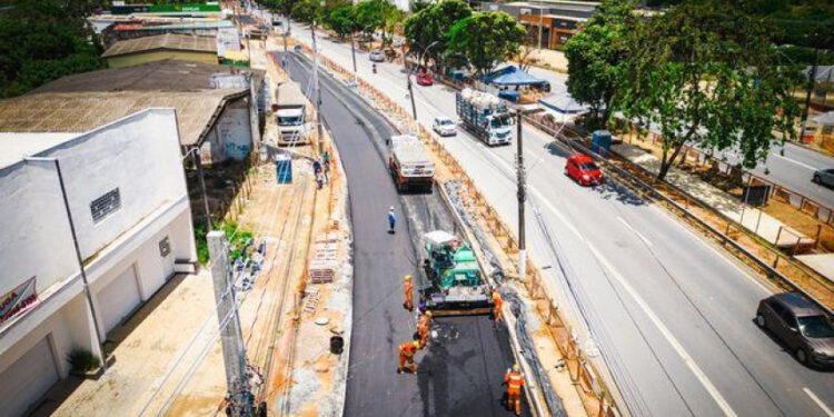 Prefeitura de Maceió executa etapa final de implantação da nova rede elétrica na Durval de Góes Monteiro