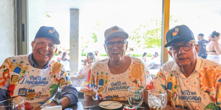 Pinto da Madrugada desfila neste sábado a partir das 09h e deve arrastar mais de 400 mil foliões pela orla de Maceió