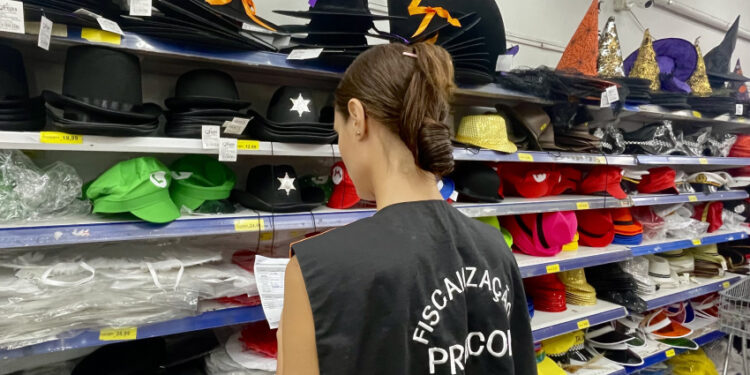 JHC vistoria obras de pavimentação no Village Campestre II, esperadas há décadas por moradores