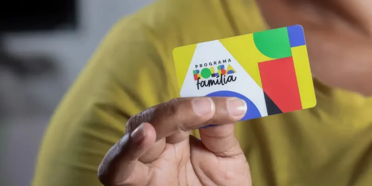 Governo alerta que 7 milhões de famílias devem atualizar CadÚnico