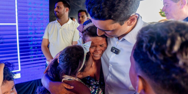 Prefeito JHC sorteia 600 apartamentos e transforma realidade de moradores do Vergel