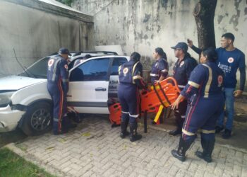 Samu realiza curso de atualização sobre atendimento de vítimas em acidentes com carro