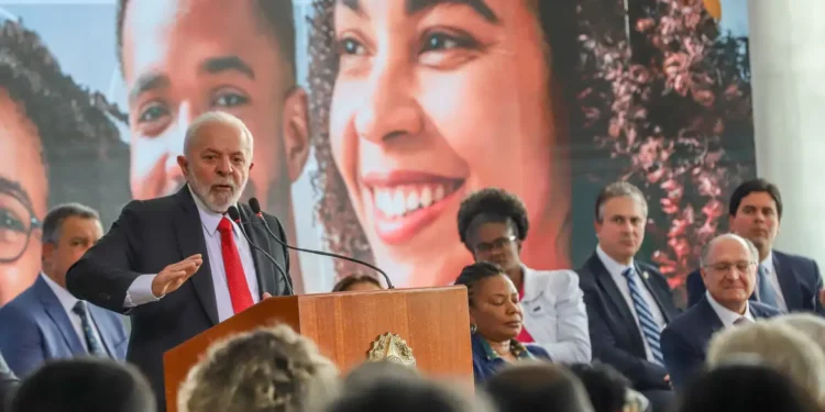 Governo anuncia construção de 1.178 creches e pré-escolas