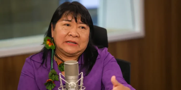 Governo propõe salário mínimo de R$ 1.502 em 2025