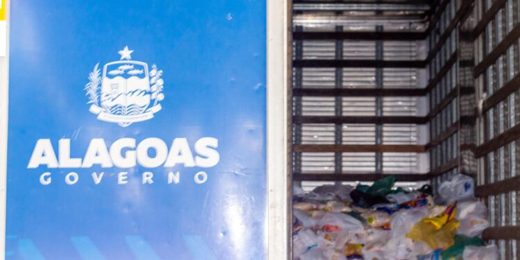 Detran Alagoas arrecada cerca de 8 toneladas de alimentos na 2ª Corrida Maio Amarelo