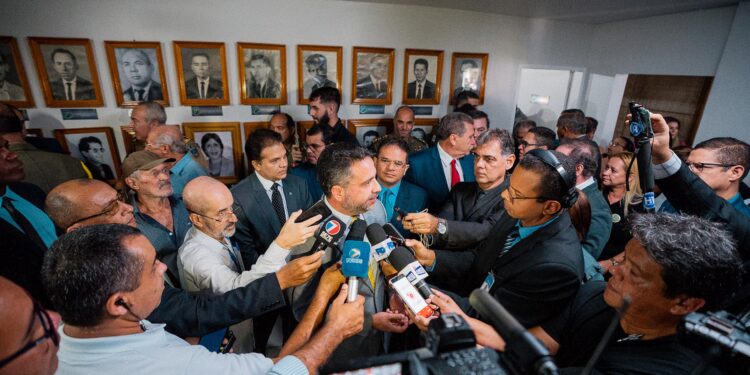 Em Arapiraca, Paulo Dantas ressalta harmonia entre os poderes para avanços econômicos em AL