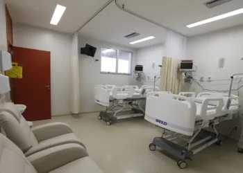 Quatro hospitais de Porto Alegre recebem 70 novos leitos