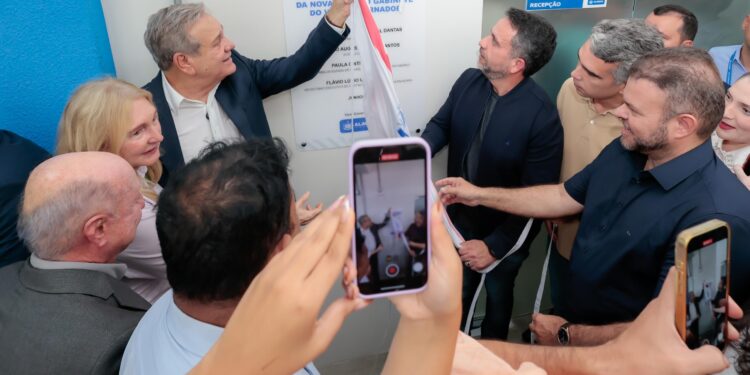 Paulo Dantas e Ronaldo Lessa inauguram novo Gabinete do Vice-Governador