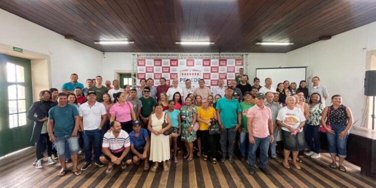 Apoio da Prefeitura de Penedo ao agricultor familiar gera mais de R$ 2,5 milhões para famílias da zona rural