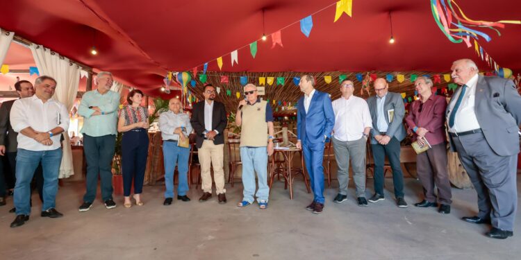 Secom lança livro sobre a imprensa nos últimos doze anos do Império