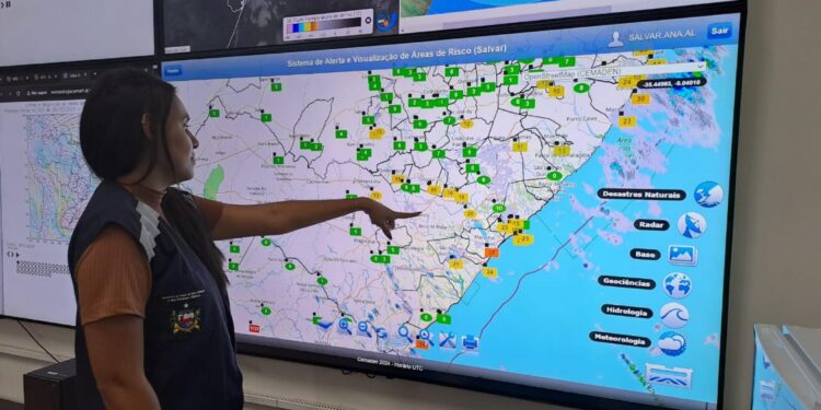Secretaria do Meio Ambiente emite aviso para chuvas no final de semana