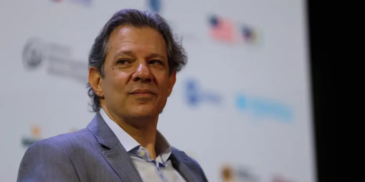 Para cumprir marco fiscal, governo suspende R$ 15 bilhões do orçamento