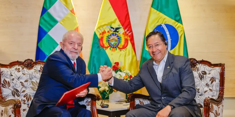 “Não existe saída individual na América do Sul”, diz Lula na Bolívia