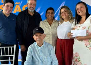 Com Benedito de Lira, Arthur participa de inaugurações e entregas de obras e serviços na Barra de São Miguel