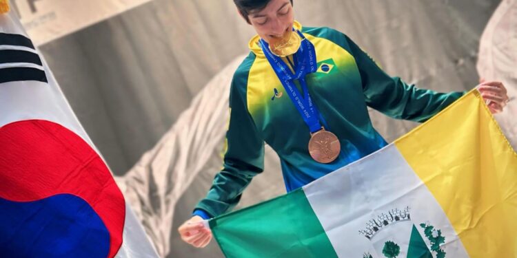 Mais de 175 mil estudantes da Rede Estadual voltam às aulas nesta terça-feira (2)