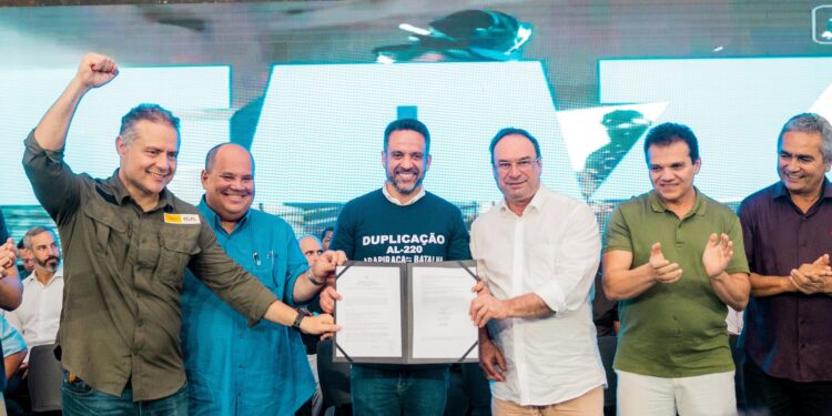 Governo de Alagoas oferece curso de Libras para servidores públicos