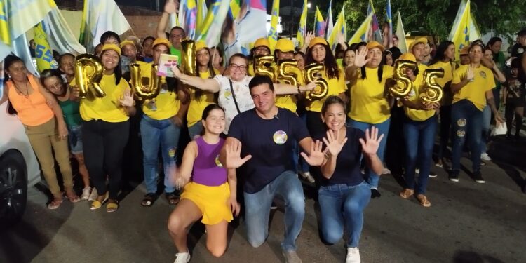 Multidão participa da caminhada Rui Vereador no Ouro Preto