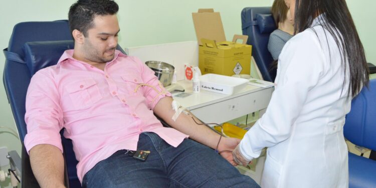 Arapiraca e São Miguel dos Campos recebem equipes volantes do Hemoal para coletas de sangue nesta terça-feira (13)