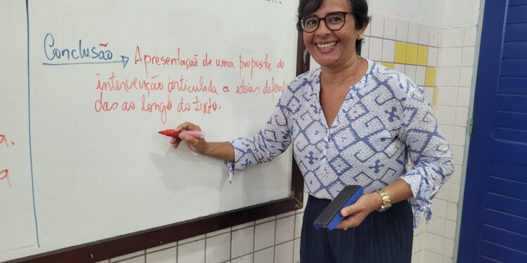 Governador assina projeto de lei de precatórios do Fundef para a Educação