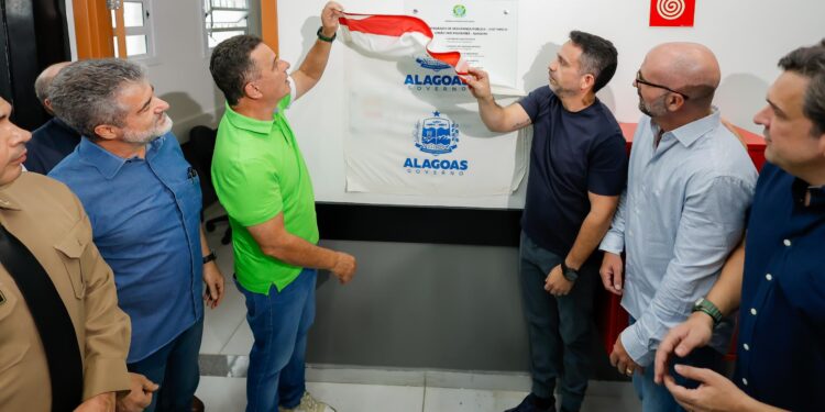Governador inaugura obras e anuncia investimentos em União dos Palmares
