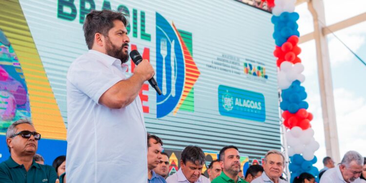 Governo Paulo Dantas adquiriu 6,7 milhões de litros de leite da agricultura familiar em 2024