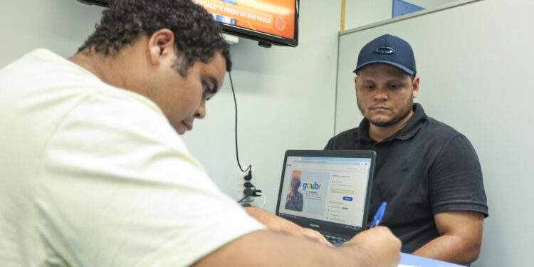 Mais empregos: AL registra aumento de 13% no número de contratações em 2024