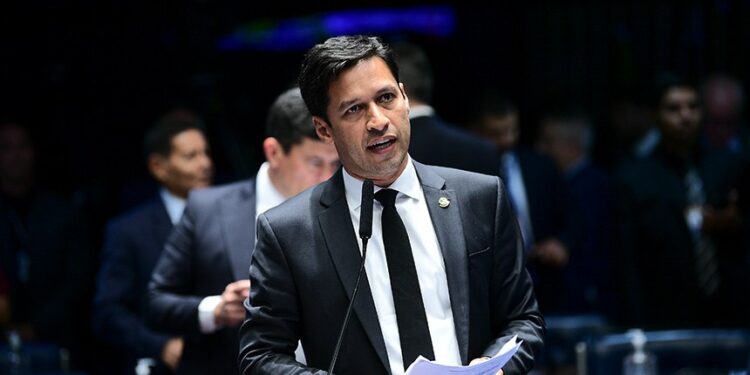 Podemos quer que Senado avalie medidas contra decisão de Moraes sobre Marcos do Val  Fonte: Agência Senado