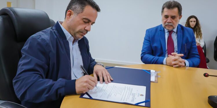 Paulo Dantas sanciona duas leis que reestruturam e fortalecem os serviços do MP