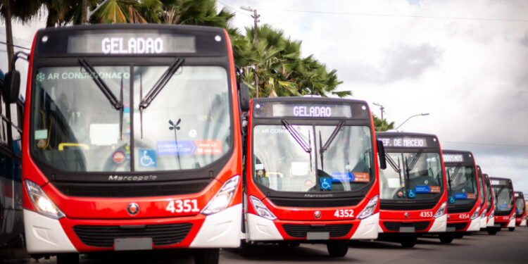 Linhas de ônibus serão reforçadas nos dias de Enem
