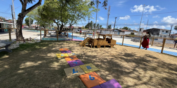 Prefeitura realiza programação na Rua Aberta para idosos de Maceió