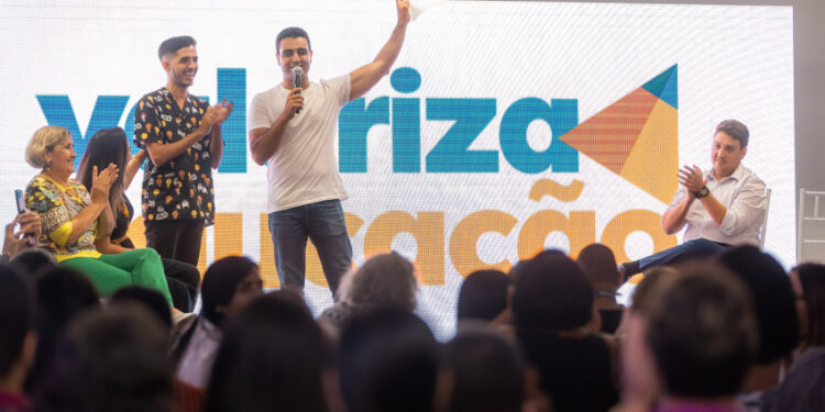 Prefeitura de Maceió abre inscrições para o Educar é Massa, que terá aulões gratuitos para o Enem 2024