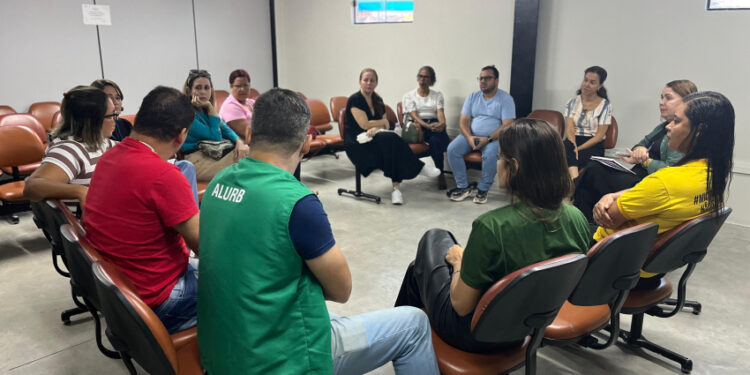 Usuários do SUS contam com intérprete de Libras nos atendimentos de saúde em Maceió