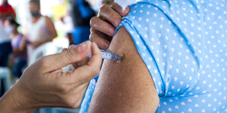 Prefeitura reforça importância da imunização no Dia Nacional da Vacinação