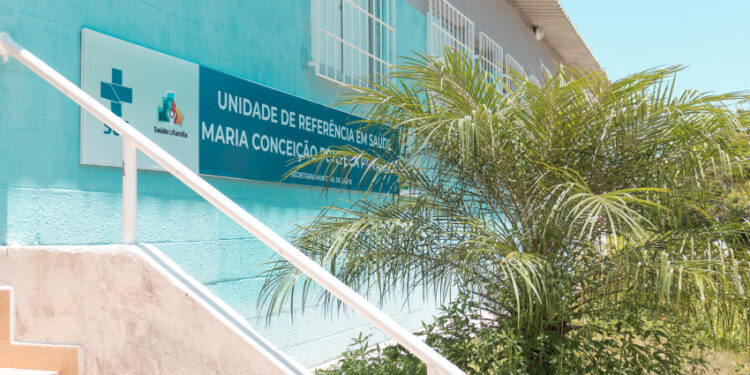 Ação em unidades de saúde alerta usuários sobre prevenção do câncer de pele