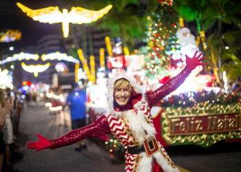 Desfiles Natalinos movimentam economia de artistas maceioenses