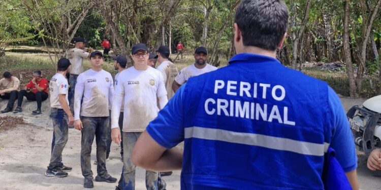 Peritos criminais realizam oficina para alunos do Curso de Formação para Delegados da Polícia Civil