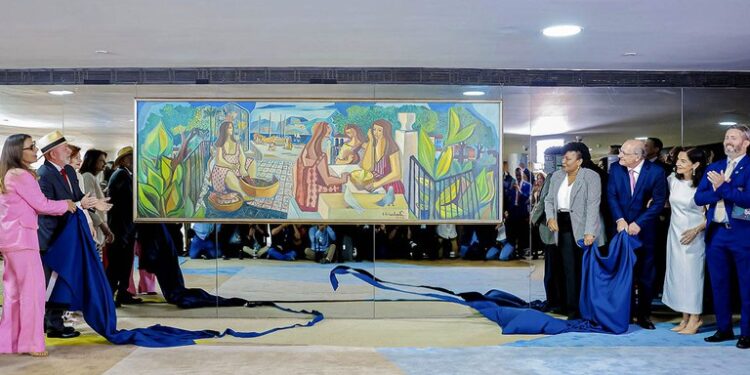 ‘Se ainda estamos aqui, é porque a democracia venceu’, diz presidente Lula