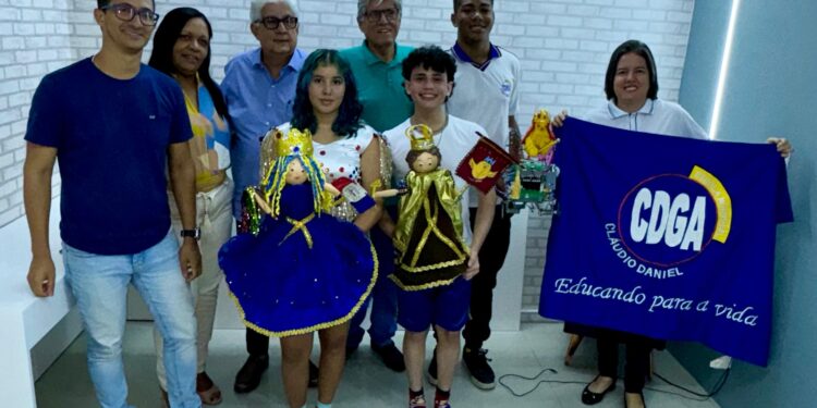 Pinto da Madrugada é Homenageado por estudantes de Coruripe em Olimpíada Brasileira de Robótica