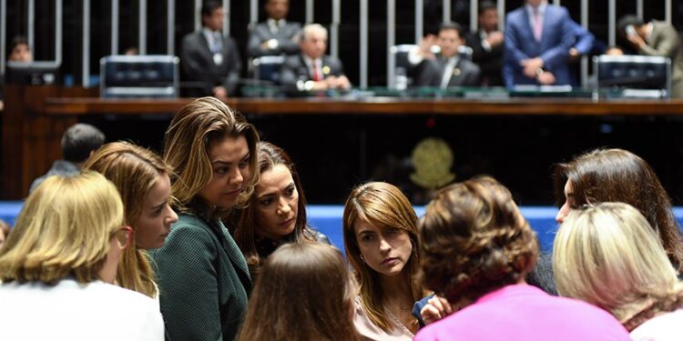 Educador físico da Sesau orienta sobre benefícios da corrida para saúde física e mental da população