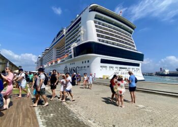 Sesau oferta serviços de saúde a turistas de transatlânticos por meio do Programa Saúde no Porto