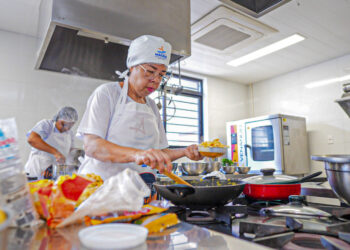 Educação convoca 100 merendeiros aprovados no PSS para prova prática