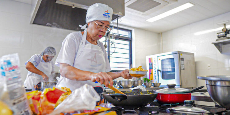 Educação convoca 100 merendeiros aprovados no PSS para prova prática