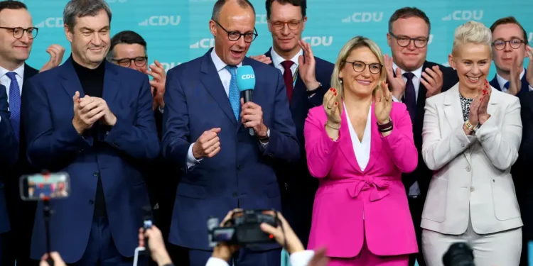 Lula cumprimenta Friedrich Merz por vitória de seu partido na Alemanha