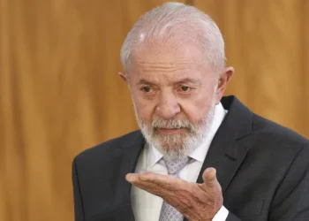 Lula defende PEC da Segurança e diz que não vai fazer GLO nos estados