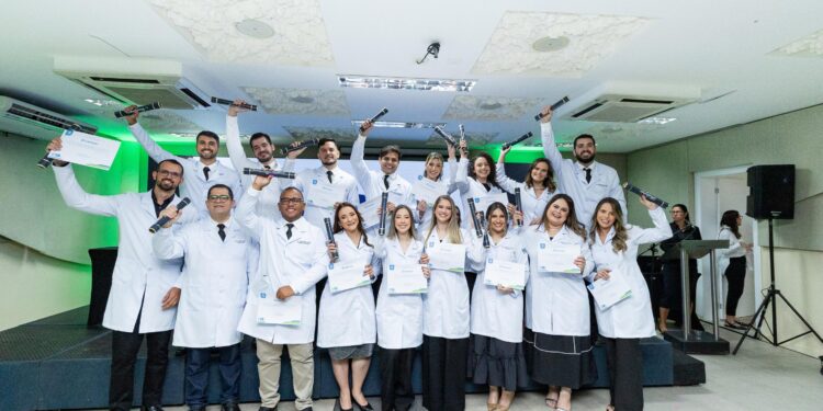 Mais 18 médicos concluem Programa de Residência do HGE em sete especialidades