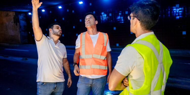 Infraestrutura inicia recuperação do Viaduto da Avenida Leste Oeste