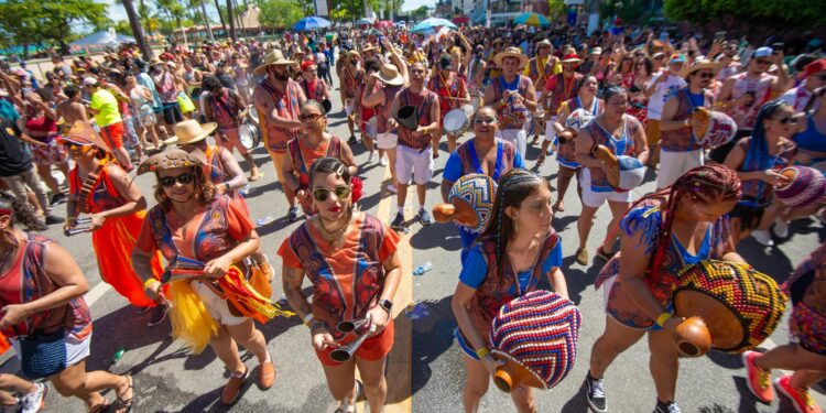 Seis estudantes da Rede Estadual concorrem para representar AL no Parlamento Juvenil do Mercosul